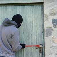 thief-1562699_1920.jpg